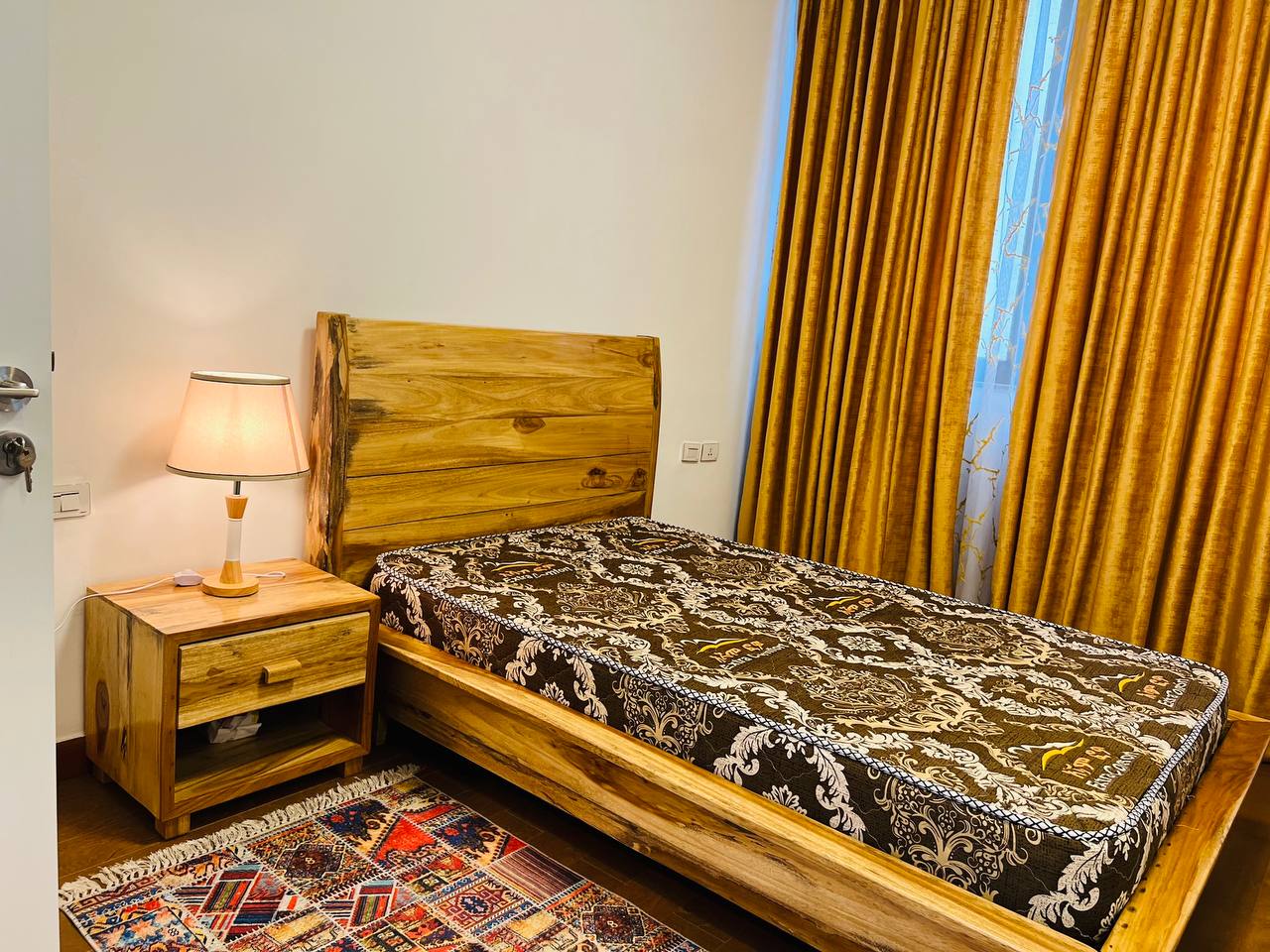 EXTRA COMFORT MATRESS